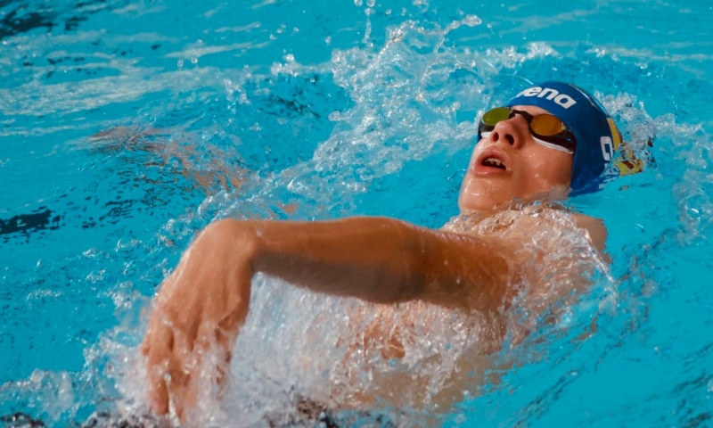 Lasse Palle Phielipeit schwimmt unter die besten Zehn bei den Deutschen Mehrkampfmeisterschaften 2024